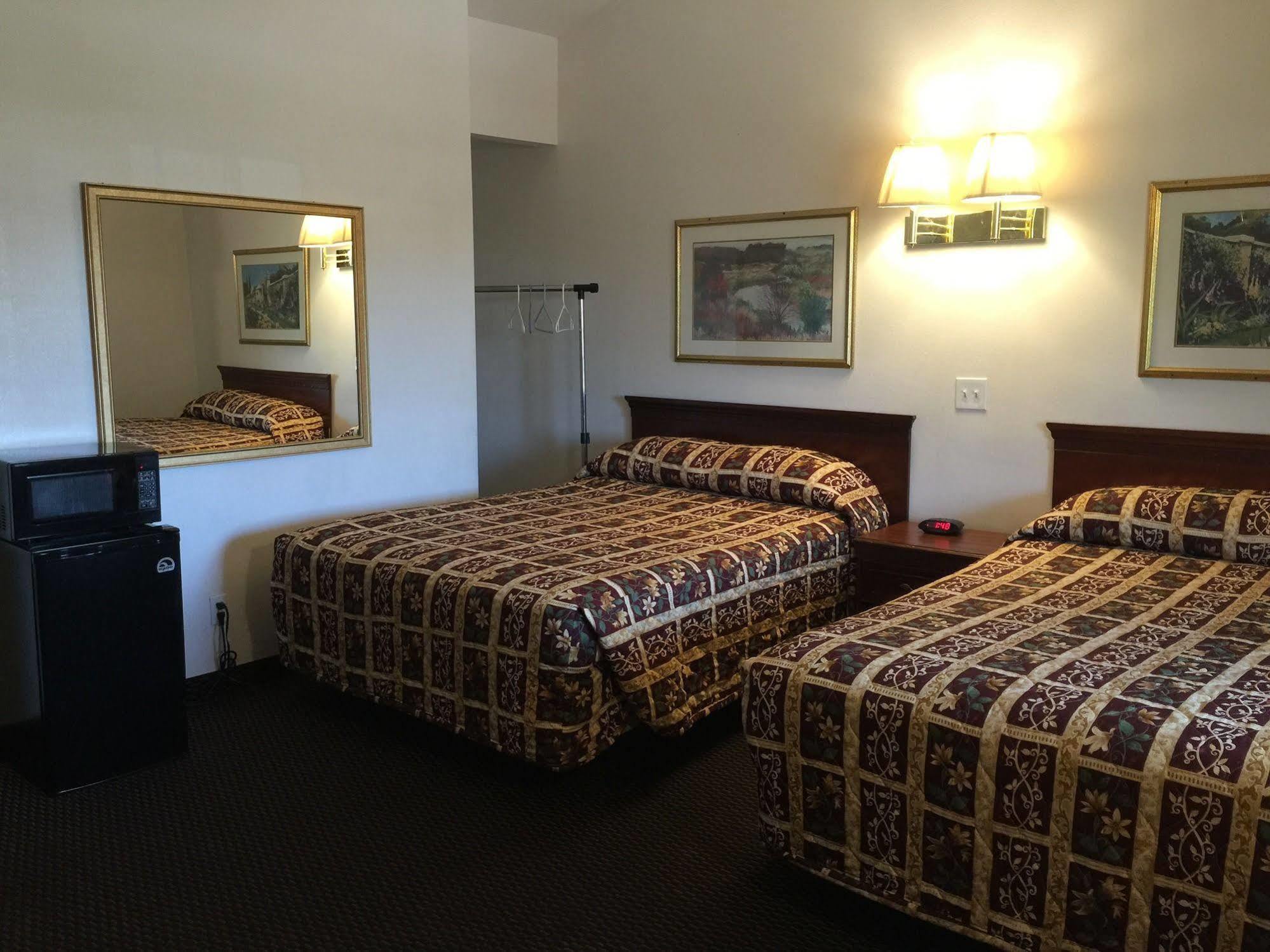 Escondido Inn Luaran gambar
